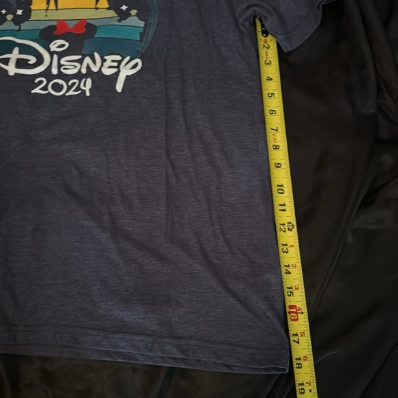 Disney 2024 graphic blue tee with rainbow castle and Minnie Mouse mens size M - Picture 7 of 7